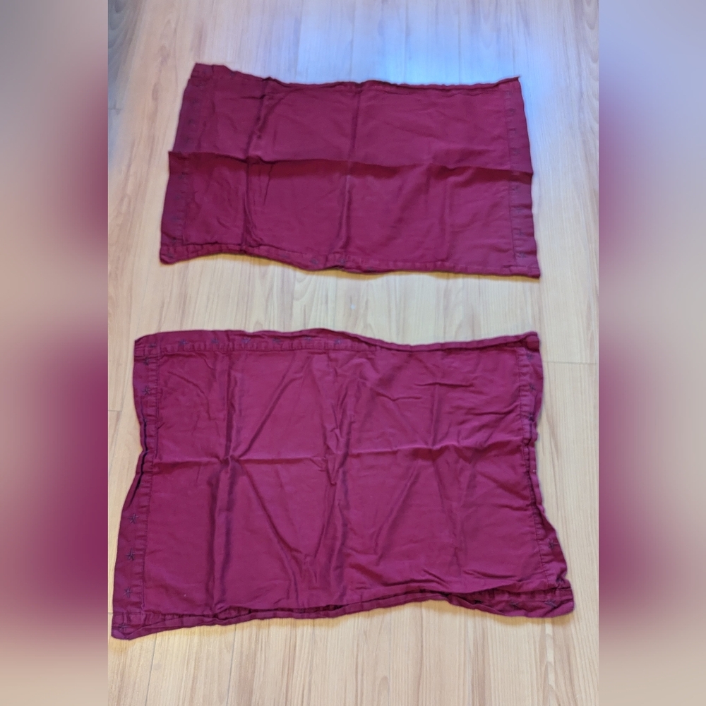 IKEA Tanja Broder Pillowcases - Burgundy (2)